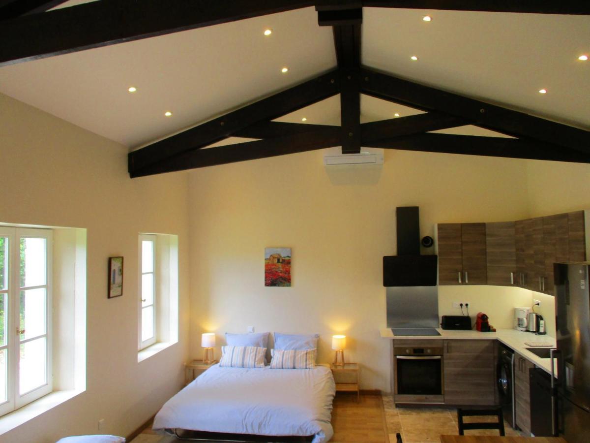 Le Mas Des Lilas Uzes Ngoại thất bức ảnh