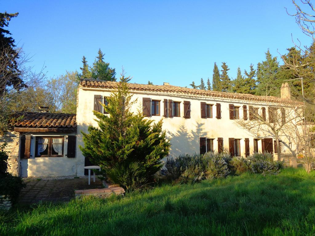 Le Mas Des Lilas Uzes Ngoại thất bức ảnh
