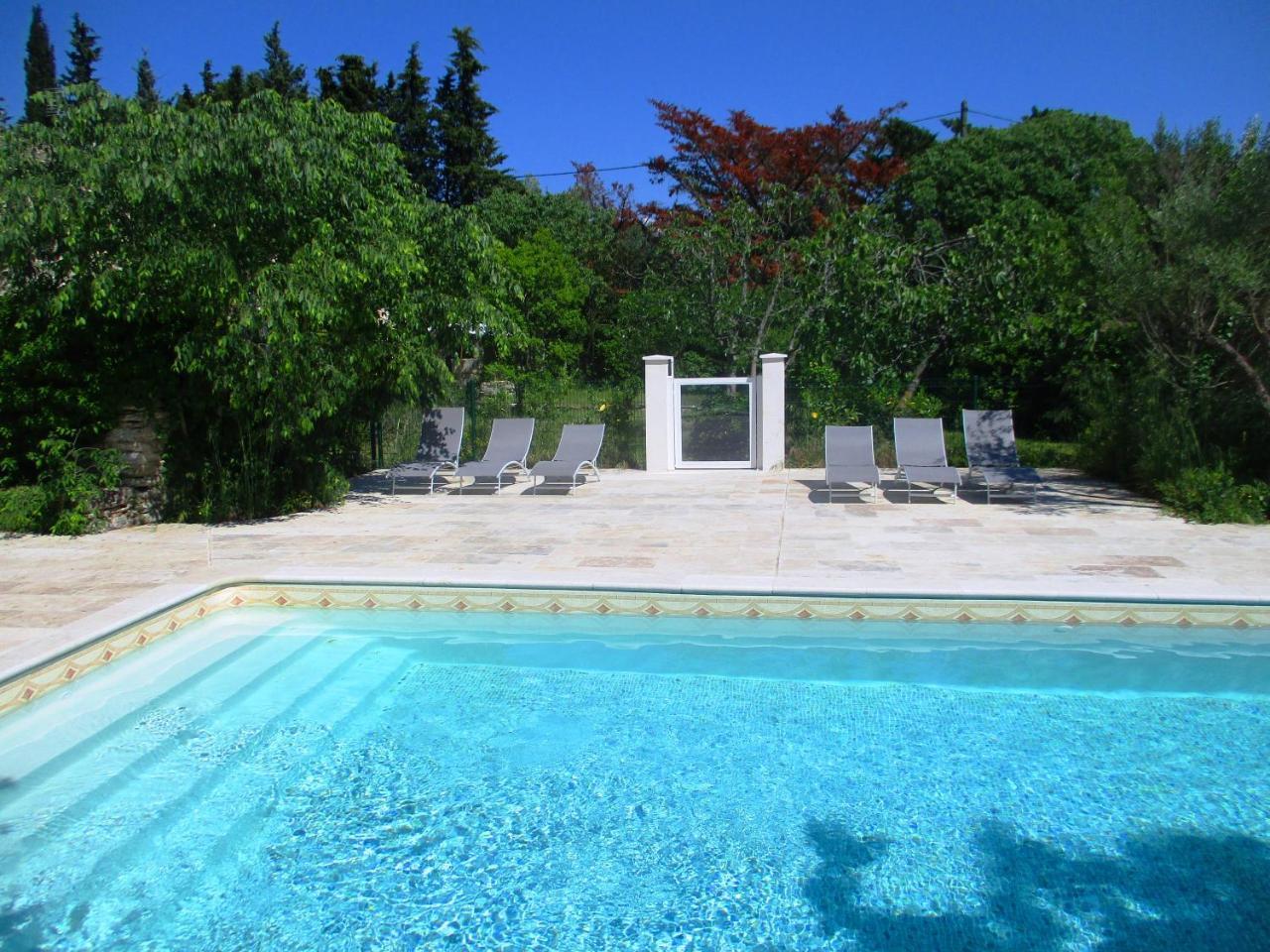 Le Mas Des Lilas Uzes Ngoại thất bức ảnh