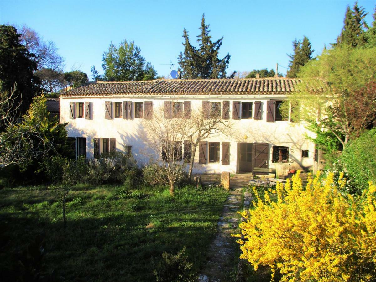 Le Mas Des Lilas Uzes Ngoại thất bức ảnh